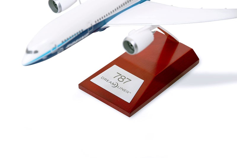 Boeing Boeing Unified 787-10 Dreamliner 1:200 Plastic Model Aircraft - Image 5
